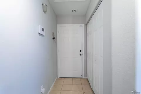 Entry Way - 9594 E 35 Pl, Yuma, AZ 85365 photo 3 of 3