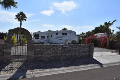 13537 E 43 Dr, Yuma, AZ 85367 photo 3