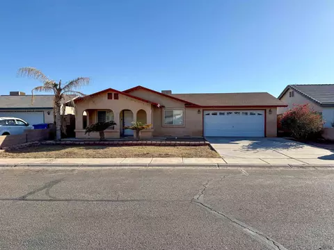 687 E Yucca St, Somerton, AZ 85350