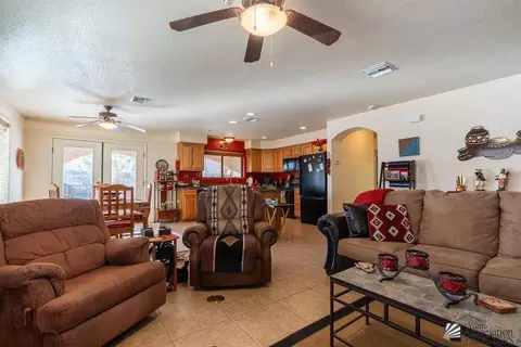 Living - 14333 E 49 St, Yuma, AZ 85367 photo 2 of 2