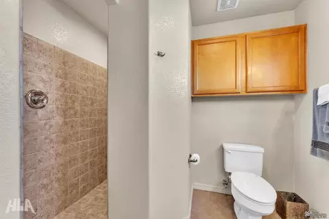 Bath - 11812 Eclipse Ct, Yuma, AZ 85367 photo 5 of 5