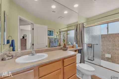Bath - 11812 Eclipse Ct, Yuma, AZ 85367 photo 1 of 5