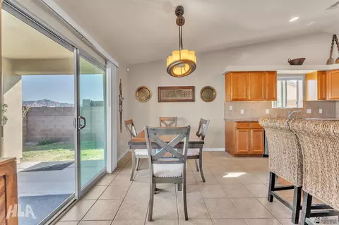 Dining - 11812 Eclipse Ct, Yuma, AZ 85367 photo 2 of 2