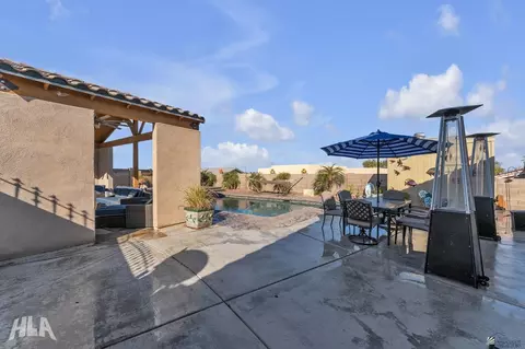 Exterior - 11812 Eclipse Ct, Yuma, AZ 85367 photo 11 of 12