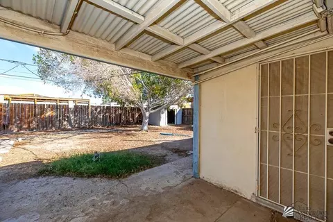 Exterior - 232 E 25 Pl, Yuma, AZ 85364 photo 3 of 7
