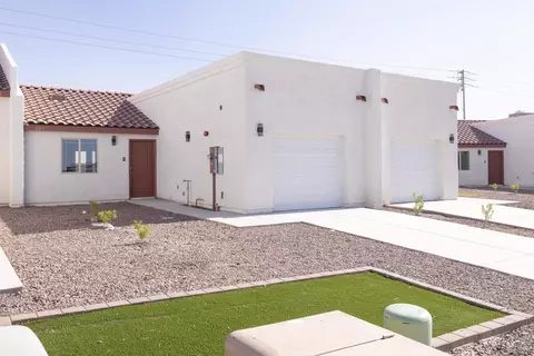 4839 E Jett St, San Luis, AZ 85336