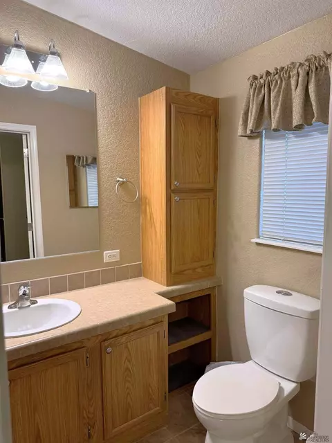 9677 E 37 St, Yuma, AZ 85365 photo 8