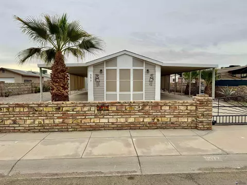 9677 E 37 St, Yuma, AZ 85365