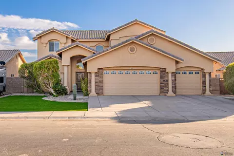 417 E 12 St, Somerton, AZ 85350