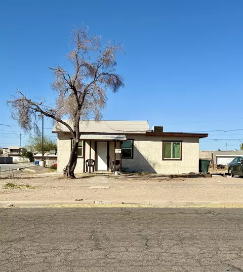 964 S 6 Ave, Yuma, AZ 85364
