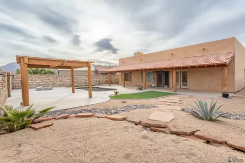 Exterior - 14414 E 52 St, Yuma, AZ 85367 photo 6 of 7