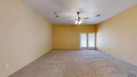Living - 14414 E 52 St, Yuma, AZ 85367 photo 4 of 4
