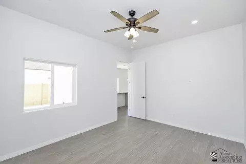 Bedroom - 7902 E 35 Pl, Yuma, AZ 85365 photo 2 of 8