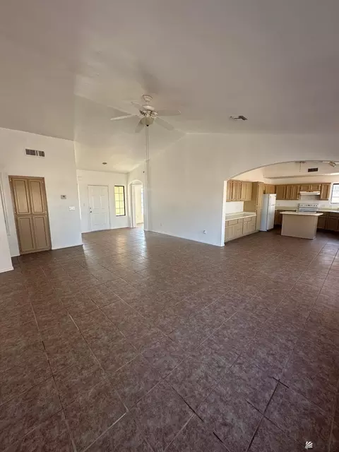 Living - 607 N Marshall Loop Rd, Somerton, AZ 85350 photo 3 of 5