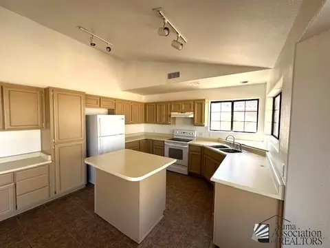 Kitchen - 607 N Marshall Loop Rd, Somerton, AZ 85350 photo 2 of 4