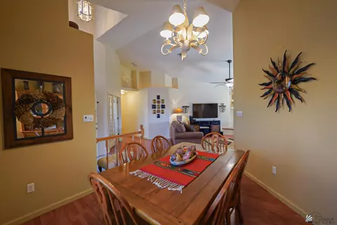 Dining - 13683 E 48 St, Yuma, AZ 85367 photo 2 of 3