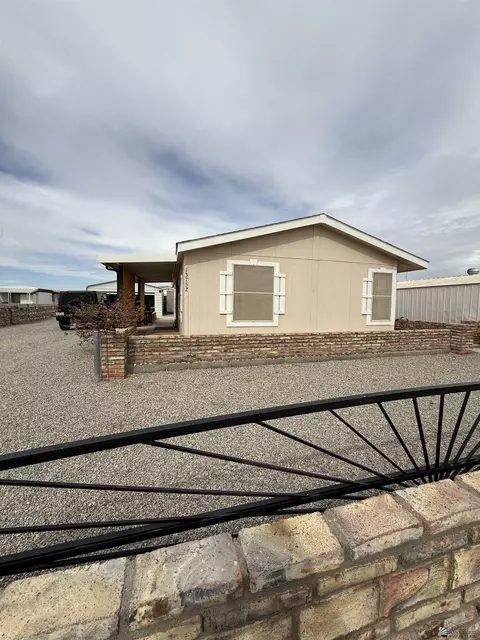 13752 E Gatewood Ln, Yuma, AZ 85367