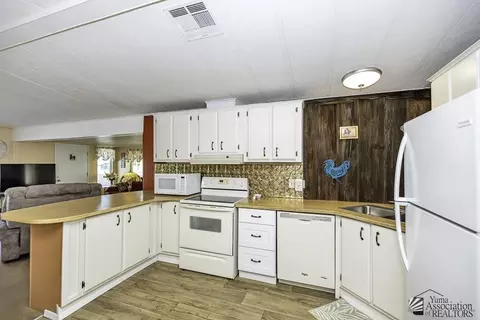 12429 E 35 Pl, Yuma, AZ 85367 photo 10