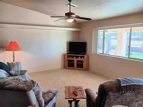 Living - 11805 E Alpha Way, Yuma, AZ 85367 photo 2 of 3