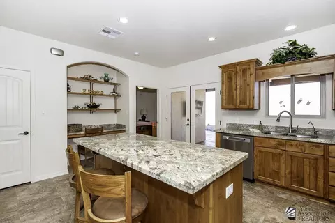 Kitchen - 12804 E 49 St, Yuma, AZ 85367 photo 2 of 5