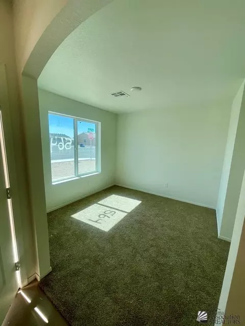 7254 E 44th Pl, Yuma, AZ 85365 photo 9