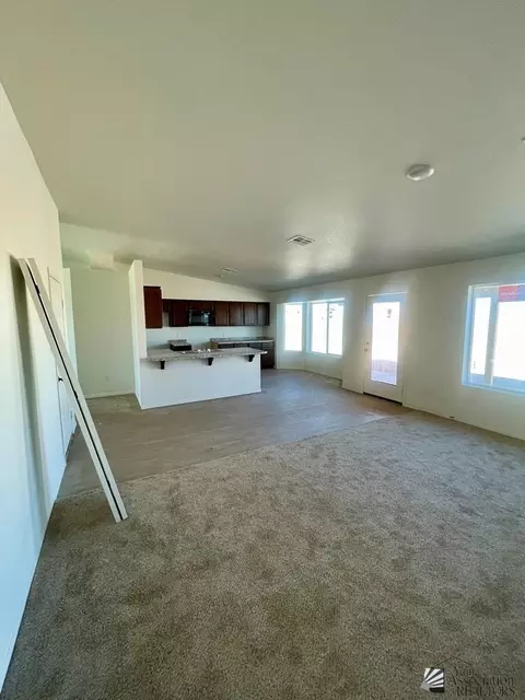 7254 E 44th Pl, Yuma, AZ 85365 photo 4