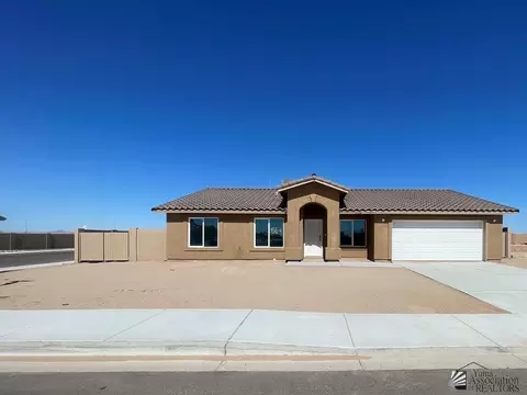 7254 E 44th Pl, Yuma, AZ 85365