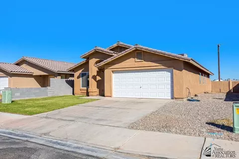 Exterior - 7102 E 36 St, Yuma, AZ 85365 photo 10 of 11