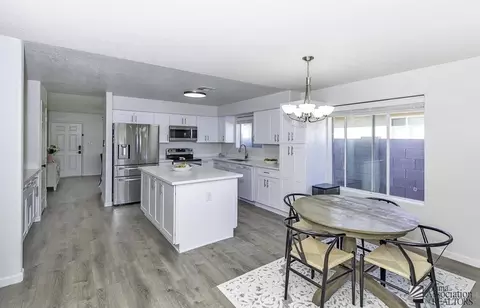 Kitchen - 7102 E 36 St, Yuma, AZ 85365 photo 3 of 3
