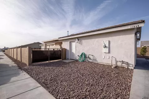 Exterior - 11640 E 34 St, Yuma, AZ 85367 photo 3 of 5