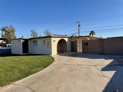 2017 E 26 St, Yuma, AZ 85364