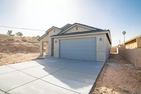 583 Estrella Dr, San Luis, AZ 85349 photo 2