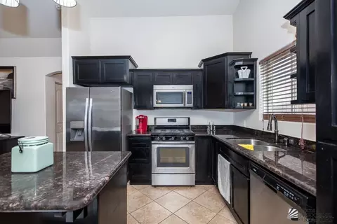 Kitchen - 11635 El Padre, Yuma, AZ 85367 photo 3 of 3