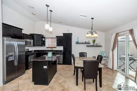 Kitchen - 11635 El Padre, Yuma, AZ 85367 photo 1 of 3