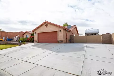 Exterior - 11635 El Padre, Yuma, AZ 85367 photo 5 of 12