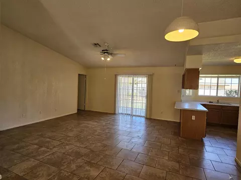 7368 E 25 Pl, Yuma, AZ 85365 photo 4
