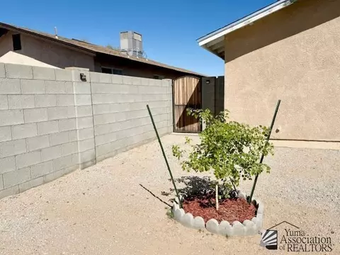 Exterior - 8975 E 38 Pl, Yuma, AZ 85365 photo 9 of 13