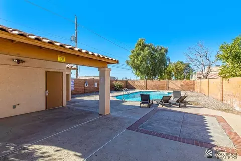 Exterior - 2204 E 27 Ln, Yuma, AZ 85365 photo 7 of 8