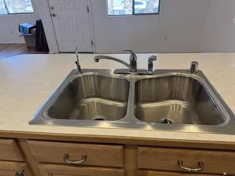 Kitchen - 13815 E 54 St, Yuma, AZ 85367 photo 6 of 10