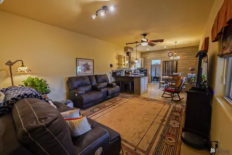 Living - 12806 E 49 Dr, Yuma, AZ 85367 photo 1 of 3