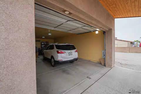 Exterior - 12806 E 49 Dr, Yuma, AZ 85367 photo 6 of 11