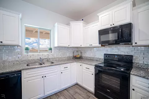 5917 E 45 St, Yuma, AZ 85365 photo 14