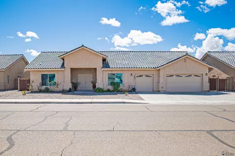 5917 E 45 St, Yuma, AZ 85365