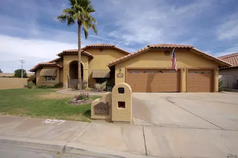 1098 W 36 Pl, Yuma, AZ 85365