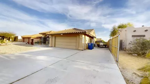 8247 E Topeka Pl, Yuma, AZ 85365 photo 2