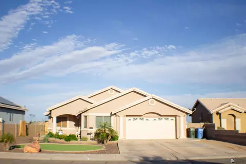 1048 S Cholla Ave, Somerton, AZ 85350