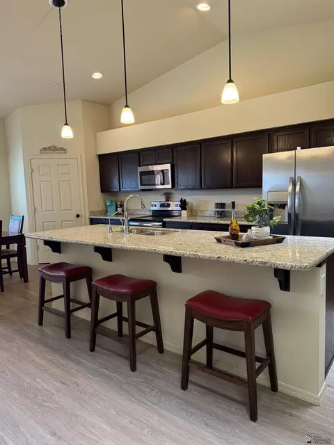 Kitchen - 7299 E 39 Pl, Yuma, AZ 85365 photo 1 of 2
