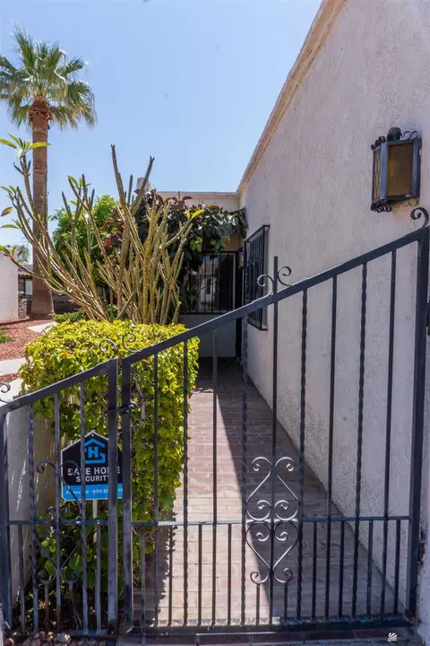 1423 E Cypress Pt, Yuma, AZ 85365 photo 3