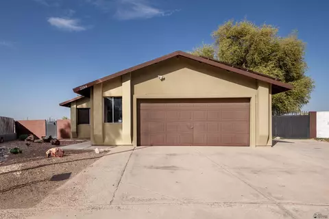 2184 E Calle Invierno, Yuma, AZ 85365