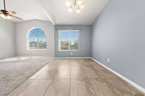 Living - 11630 E 36 St, Yuma, AZ 85367 photo 3 of 8